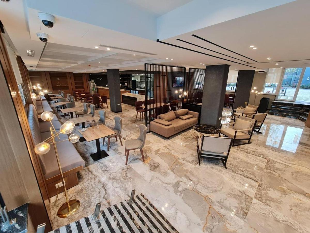 Rozafa Blu Hotel Shëngjin Eksteriør billede