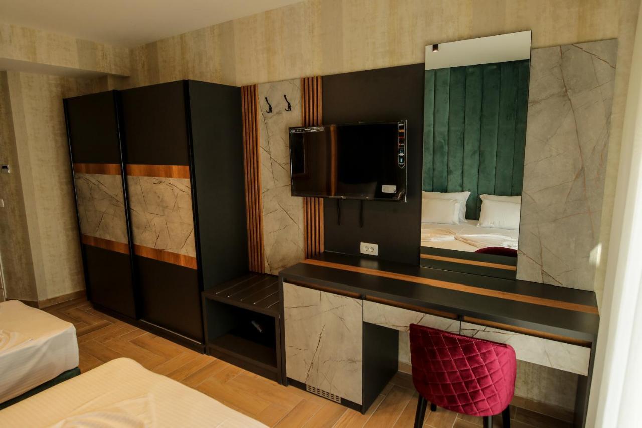 Rozafa Blu Hotel Shëngjin Eksteriør billede