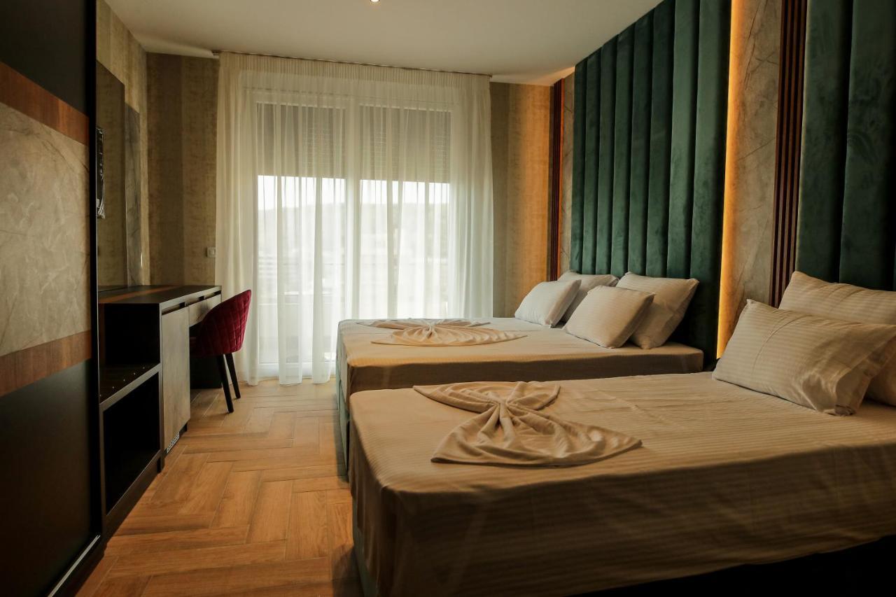 Rozafa Blu Hotel Shëngjin Eksteriør billede