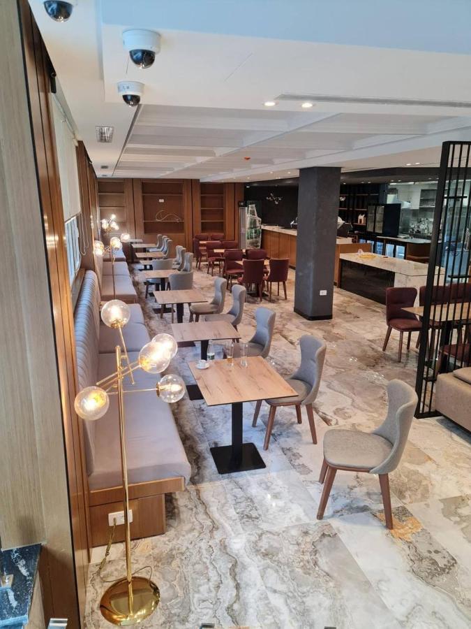 Rozafa Blu Hotel Shëngjin Eksteriør billede